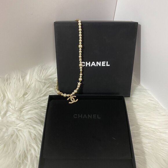 Chanel women's necklace🍓🍓 - Picture 4 of 9